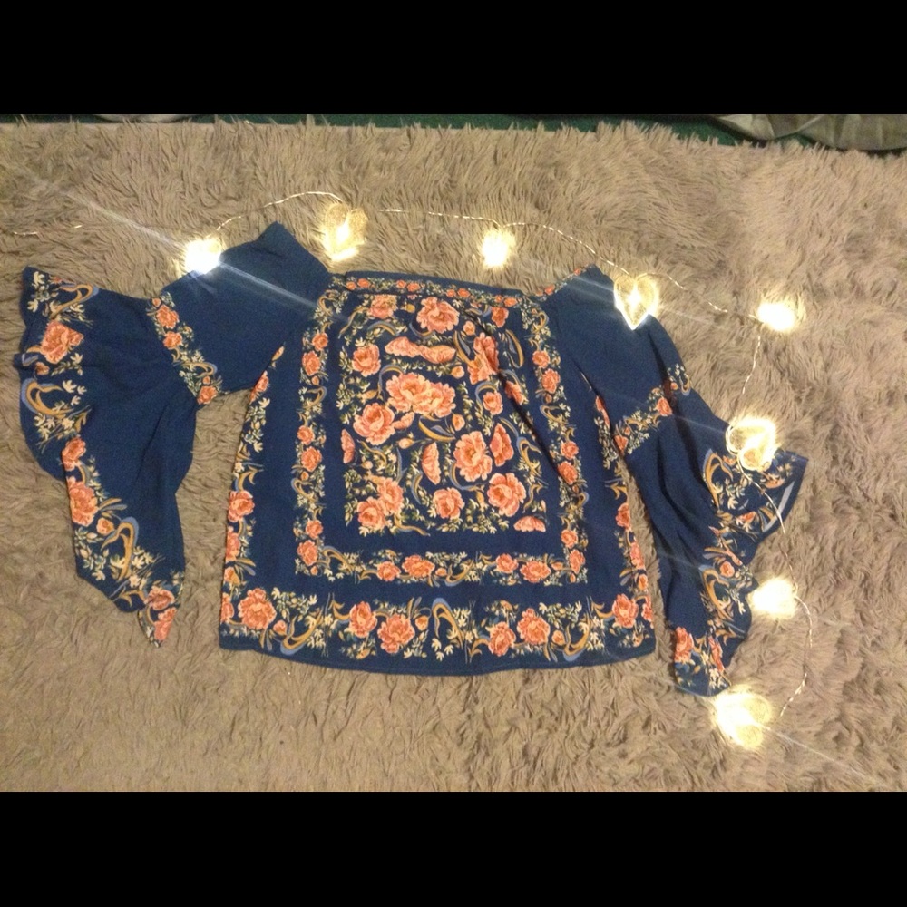 off the shoulder floral top!